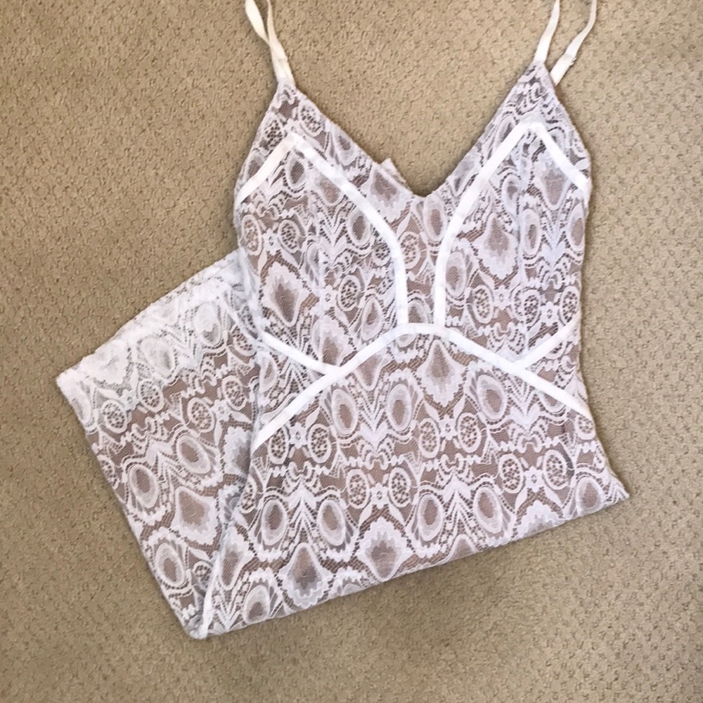 Guess lace dress - Picture 2 of 7